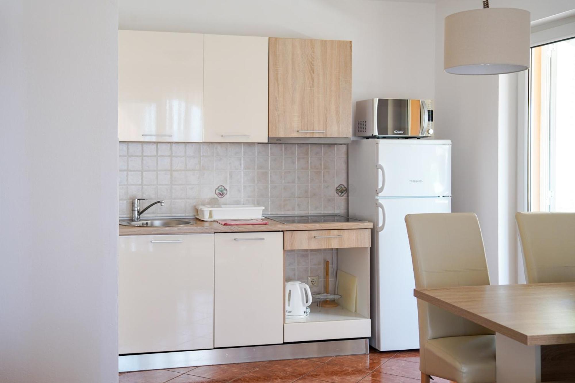 Appartamento Apartman Lana Omišalj Esterno foto